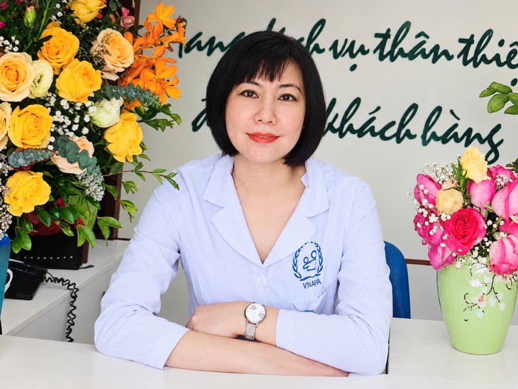 Sản phẩm xông vùng kín quảng cáo làm hồng, se khít: Chuyên gia nói 'đừng tin' - Ảnh 1.