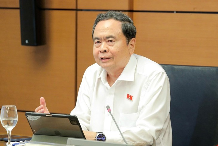 Chủ tịch Quốc hội: Phải kiểm soát mạnh tình trạng đầu cơ, thổi giá đất - Ảnh 2.