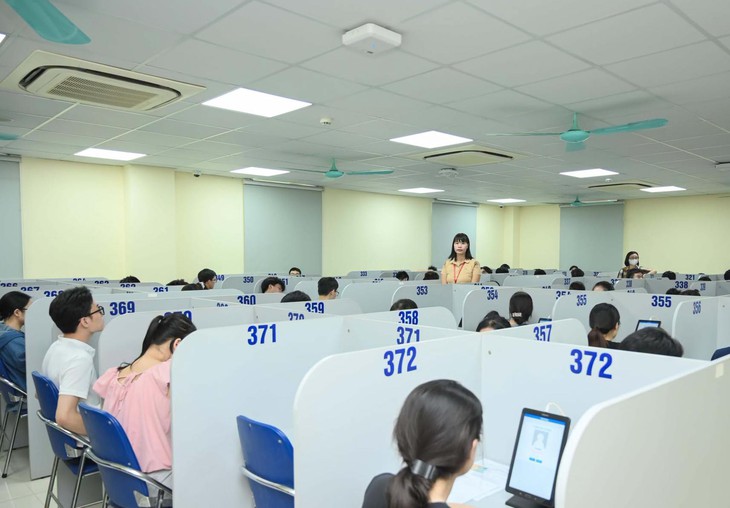 Có giấy phép khám chữa bệnh nhưng chưa đăng ký hành nghề,
đi học thạc sĩ có bị thu hồi?- Ảnh 1.