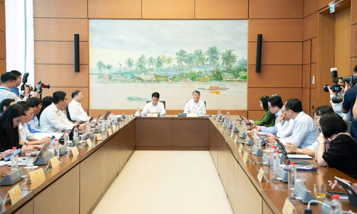 Thủ tướng: Ưu tiên phát triển nhà ở cho thuê, trụ cột chiến lược trong bảo đảm an sinh xã hội- Ảnh 1.
