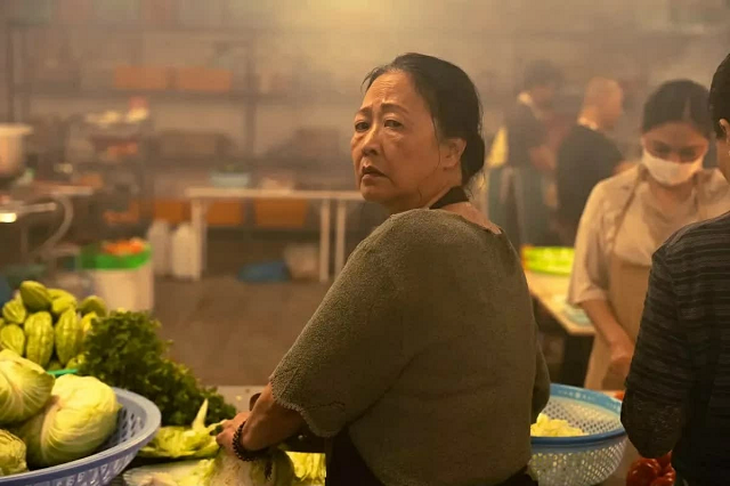 Số áo của các nhân vật trong phim Trại buôn người có ý nghĩa gì? - Ảnh 6.