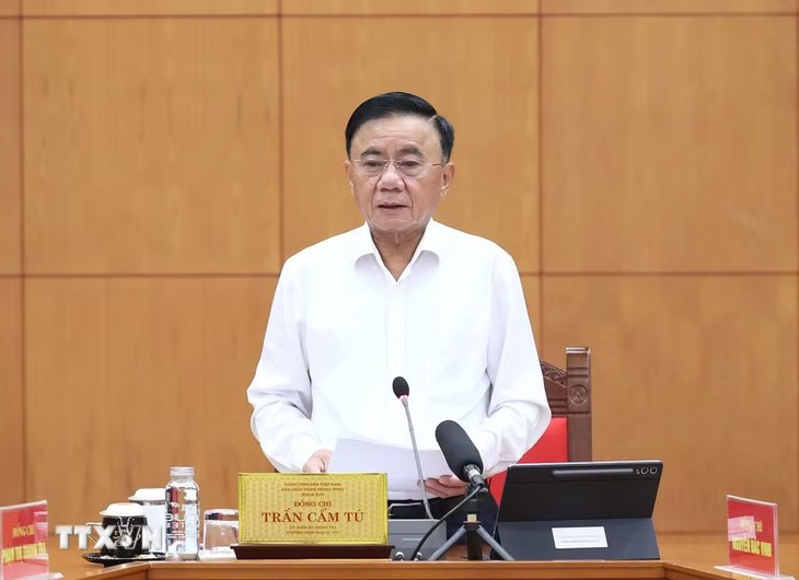 Thường trực Ban Bí thư Trần Cẩm Tú chủ trì sơ kết 1 năm thực hiện Nghị quyết 72-NQ/TW - Ảnh 1.