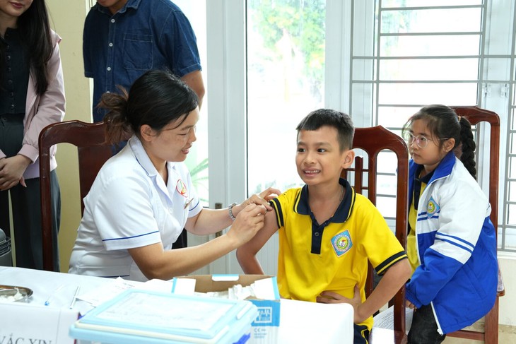 Quảng Ninh tăng cường phòng, chống dịch bệnh mùa thu - đông- Ảnh 3.