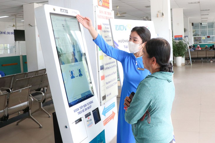 Khánh Hòa đẩy mạnh chuyển đổi số từ cấp cơ sở, nâng cao phục vụ người dân - Ảnh 3.