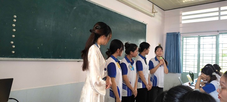 Hãy học cách làm thầy từ tâm thế người học nghề- Ảnh 1.