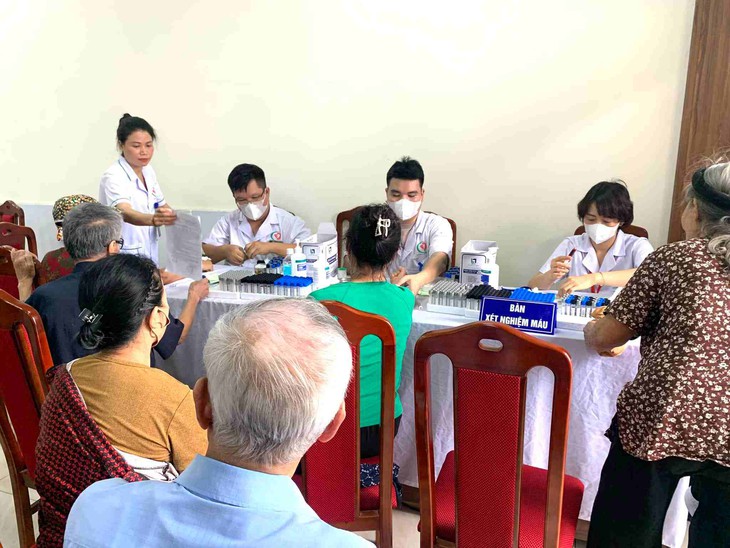 Mở rộng bao phủ chăm sóc sức khỏe toàn dân từ Nghị quyết 72-NQ/TW- Ảnh 1.