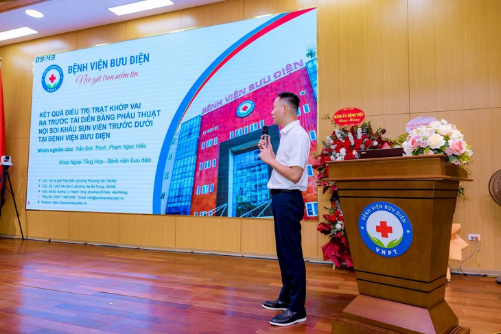 Thói quen tai hại khiến nam thanh niên chơi cầu lông phải phẫu thuật khớp vai- Ảnh 2.