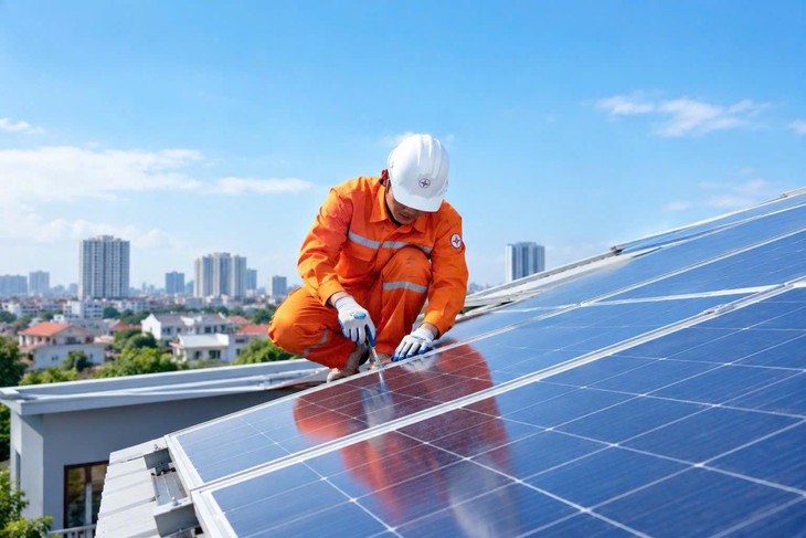 Chủ động nguồn điện, tiết kiệm chi phí với điện mặt trời mái nhà- Ảnh 1.