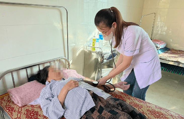 Ngày điều dưỡng Việt Nam 26/10: ‘Thầm lặng cống hiến, tận tụy vì người bệnh’- Ảnh 1.