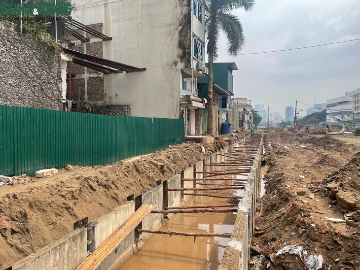 Hà Nội: Cận cảnh tiến độ đường nối Phạm Hùng – Lê Đức Thọ- Ảnh 2.