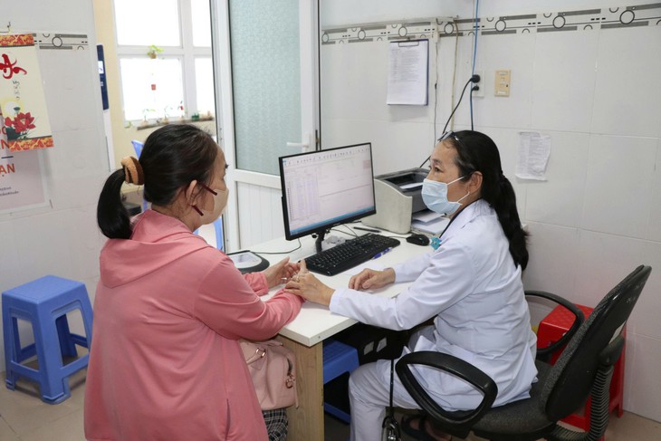 Khánh Hòa cảnh báo thủ đoạn lừa đảo trực tuyến giả mạo nhân viên y tế - Ảnh 3.