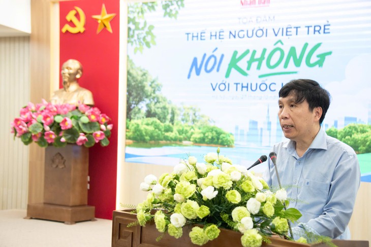 Chuyên gia đề xuất tăng diện tích cảnh báo sức khỏe trên bao bì thuốc lá lên - Ảnh 1.