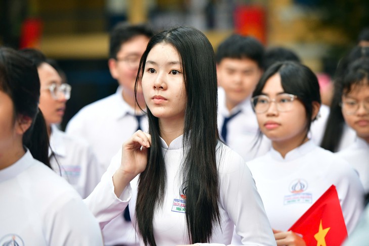 BHXH TPHCM thông báo thời hạn đóng tiền, gia hạn thẻ BHYT năm 2027 - Ảnh 1.