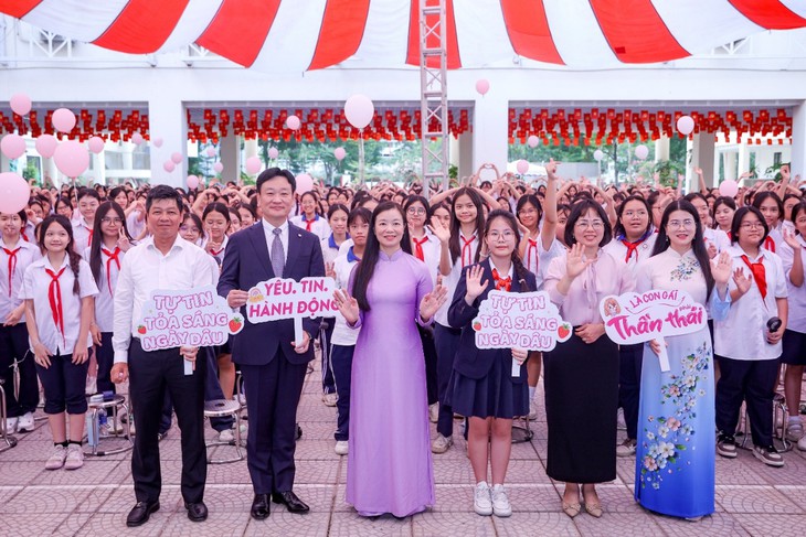 Diana khởi động chương trình 'LÀ CON GÁI THẬT TUYỆT'- Ảnh 1.