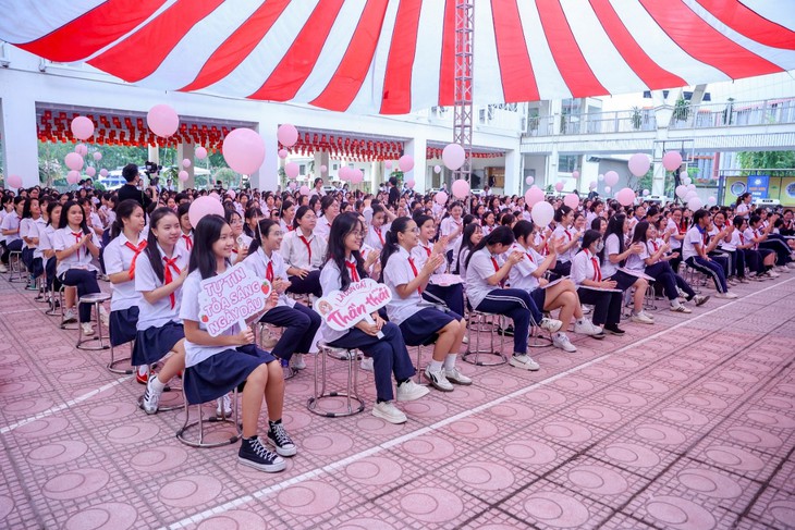 Diana khởi động chương trình 'LÀ CON GÁI THẬT TUYỆT'- Ảnh 3.