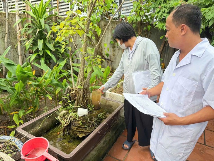 Diễn biến mới nhất dịch sốt xuất huyết tại 2 phường Hạc Thành và Hàm Rồng - Ảnh 2.