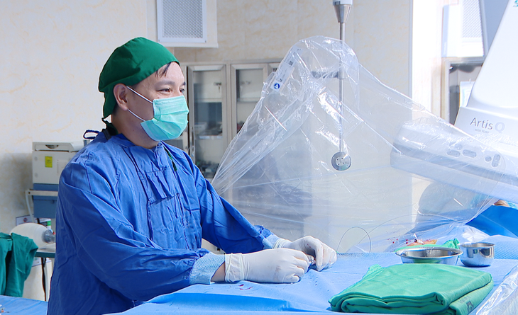 Cứu nam sinh 16 tuổi bị đột quỵ sau tai nạn giao thông- Ảnh 1.