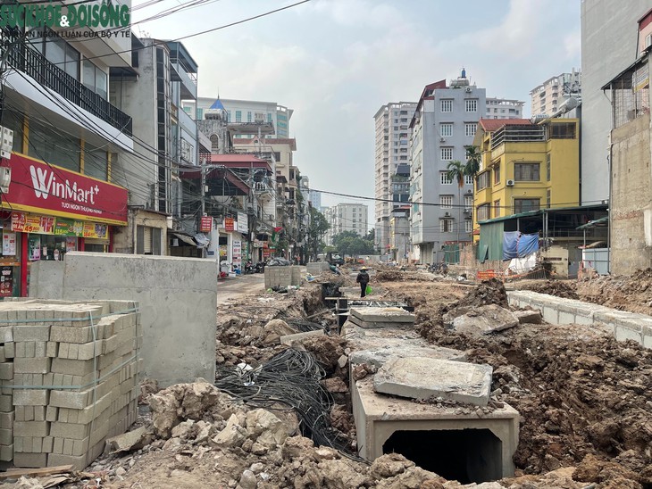 Hiện trạng thi công mở rộng ngõ 381 Nguyễn Khang, Hà Nội- Ảnh 5.
