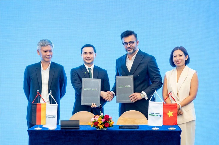 Hợp tác chiến lược đưa tiến bộ y khoa thế giới đến với người bệnh mạn tính- Ảnh 1.