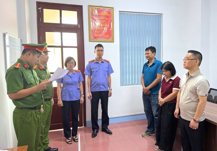 Khởi tố 3 cán bộ Chi nhánh phát triển quỹ đất- Ảnh 1.