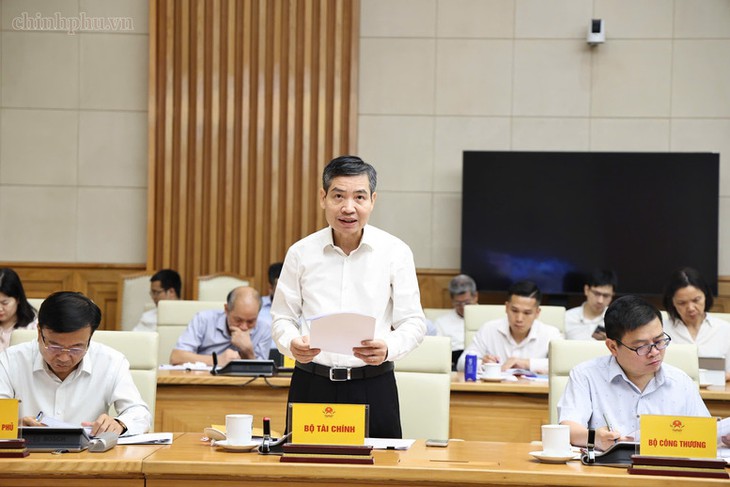 Phó Thủ tướng: Tập trung triển khai nhiệm vụ để xây dựng biên chế, cải cách tiền lương- Ảnh 3.