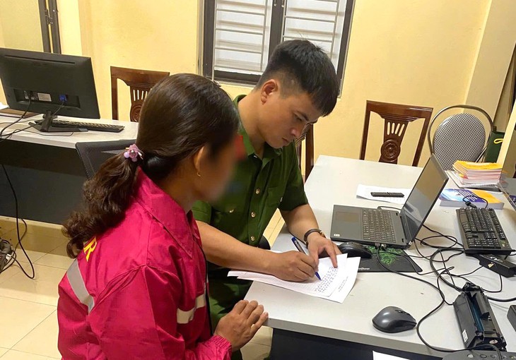 Ngăn chặn kịp thời hành động dại dột của một phụ nữ- Ảnh 1.