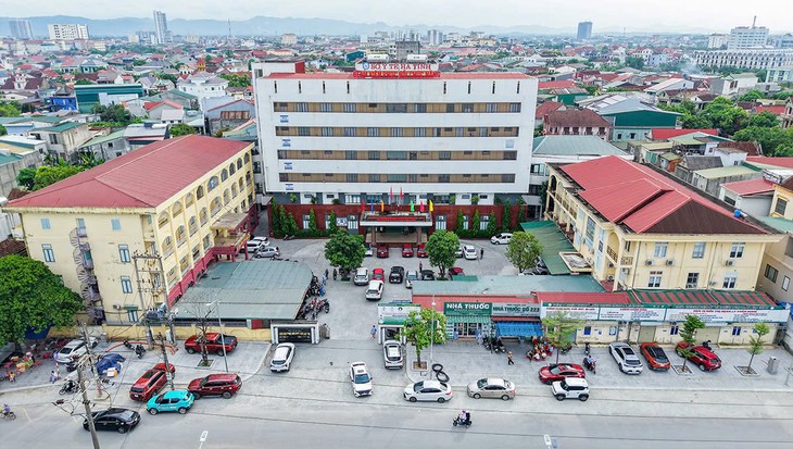 Hà Tĩnh sắp xếp hợp nhất hàng loạt bệnh viện, trung tâm y tế- Ảnh 1.