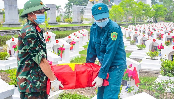 Hoàn thành lấy mẫu ADN tại 25 nghĩa trang, mở hy vọng cho những cuộc trở về - Ảnh 3.