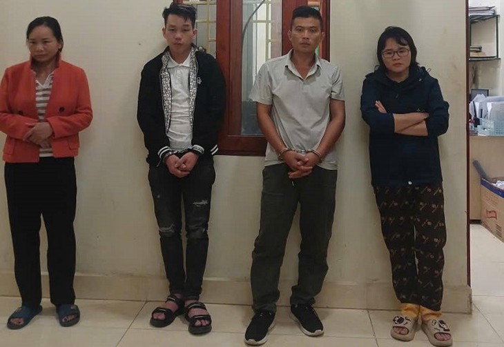 Bắt 8 đối tượng trong vụ vận chuyển gần 2kg thủy ngân giấu trong chai nước ngọt- Ảnh 2.