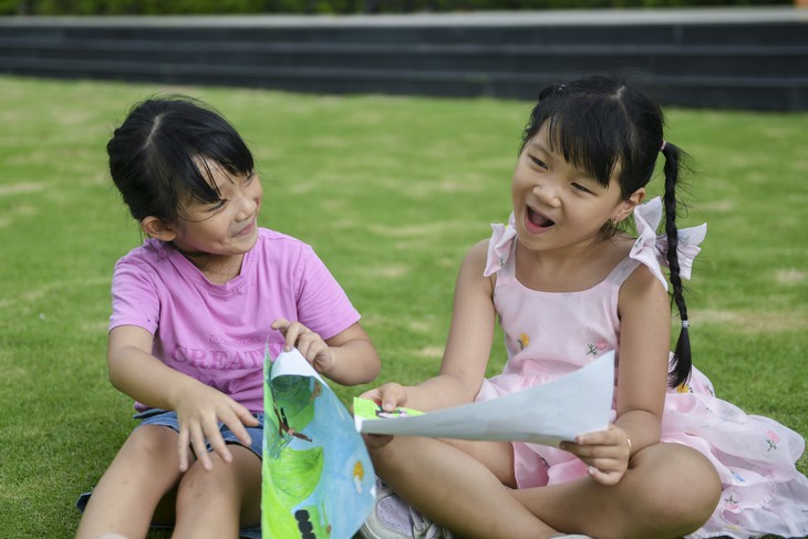 Vinamilk cùng chiến dịch 'không một mình' đưa an toàn số đến gần với các gia đình- Ảnh 1.