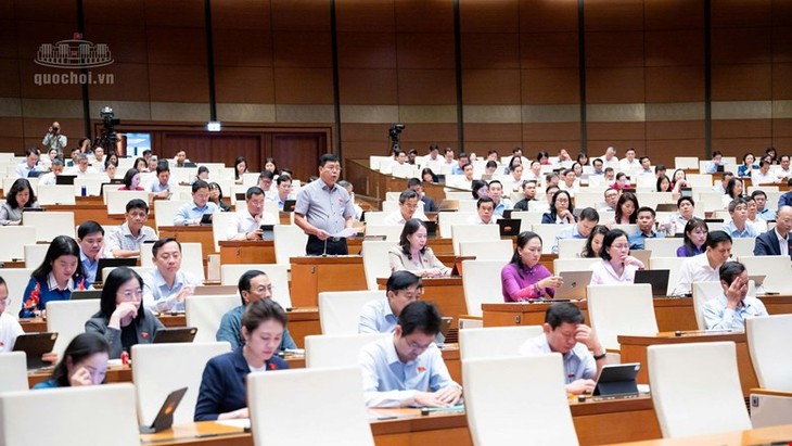 Bộ trưởng Bộ Nội vụ tiết lộ về đề án tổng thể cải cách tiền lương - Ảnh 2.
