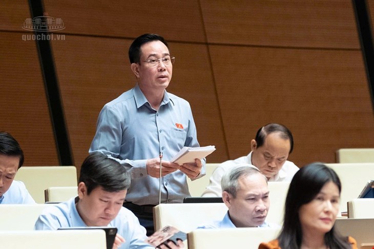 ĐBQH: Bảo vệ người mua nhà trước chiêu thức huy động vốn bằng tiền giữ chỗ- Ảnh 2.