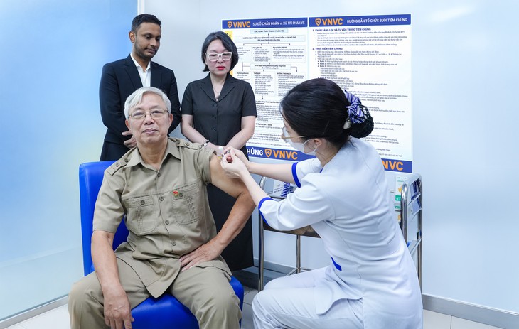 VNVC ra mắt vắc xin cúm chuyên biệt, tăng cường bảo vệ người cao tuổi- Ảnh 3.