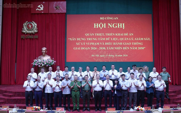 Phó Thủ tướng kỳ vọng giảm tai nạn, ùn tắc nhờ trí tuệ nhân tạo- Ảnh 3.