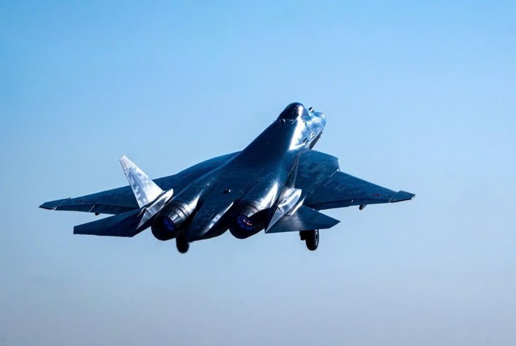 Một lợi thế trên chiến trường giúp Su-57 Nga tự tin đối đầu F-35 Mỹ- Ảnh 1.
