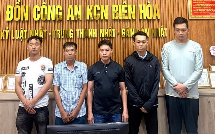 Qua mặt công ty trộm 3 tấn hạt nhựa, 5 nhân viên rủ nhau ra đầu thú- Ảnh 1.