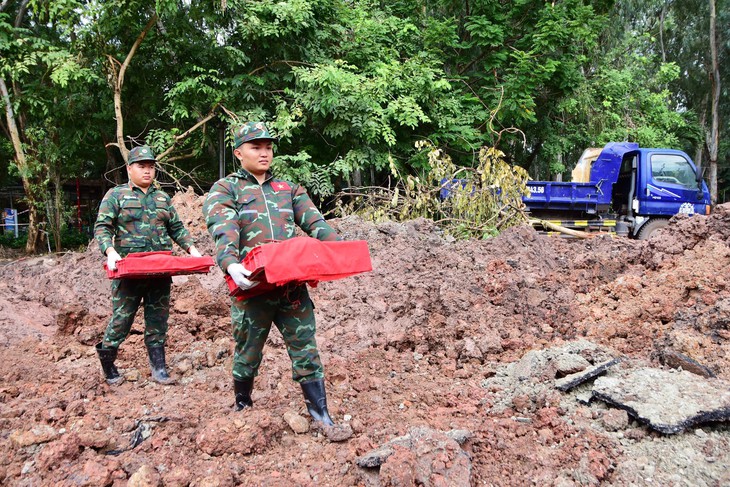 Thêm 5 'người con đất Việt' được đón về từ lòng đất mẹ- Ảnh 3.