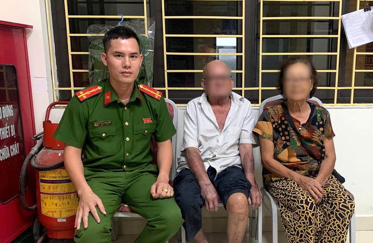 Hé lộ nguyên nhân cụ ông 73 tuổi nửa đêm đi lên cầu làm điều dại dột - Ảnh 1.