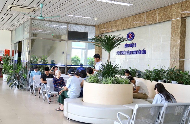 Y tế xanh không chỉ là phủ xanh bệnh viện
- Ảnh 1.