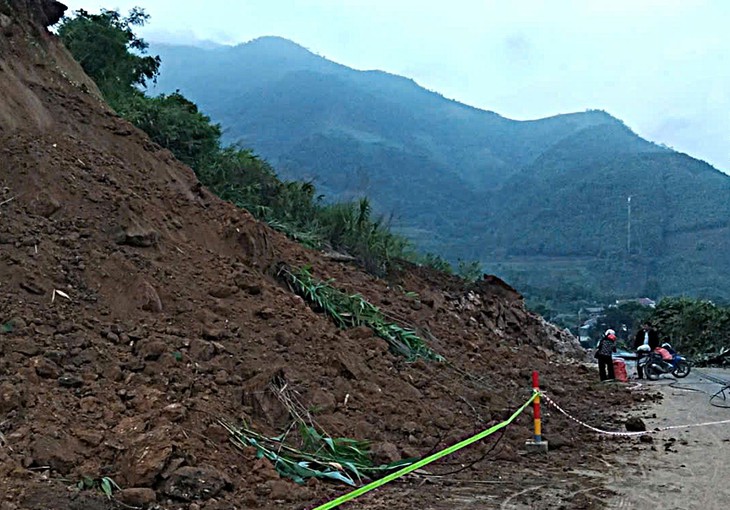 22 tỉnh, thành nào nhận cảnh báo nguy cơ mưa lớn, sạt lở, ngập úng?- Ảnh 2.