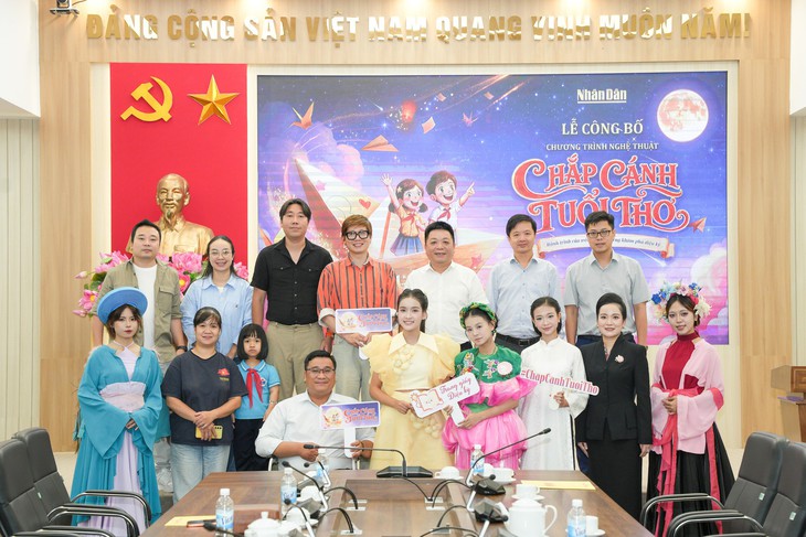 NSND Xuân Bắc và NSND Tự Long xuất hiện đặc biệt tại 'Chắp cánh tuổi thơ'- Ảnh 2.