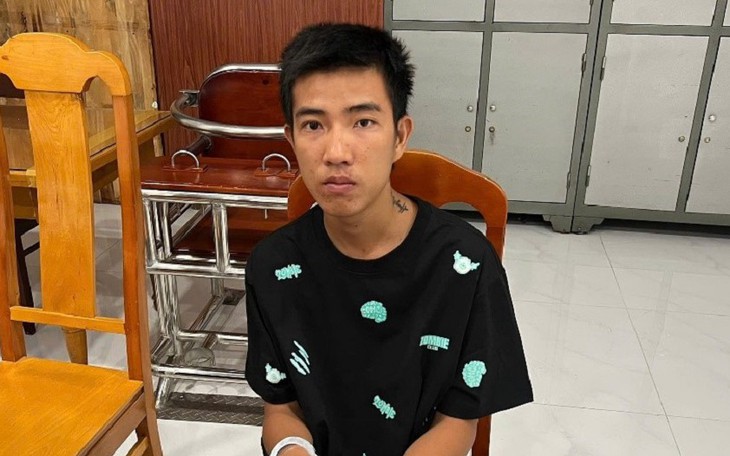 Làm rõ gã đàn ông rình người quen đi ngủ rồi trộm cắp đồng hồ tiền tỉ - Ảnh 3.