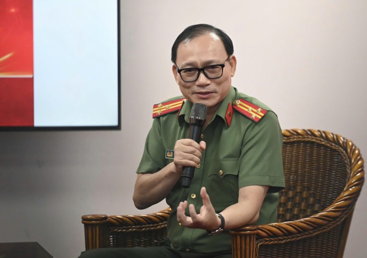 Đằng sau những lời tâm sự của trẻ trên mạng: Cạm bẫy nào đang chờ? - Ảnh 3.