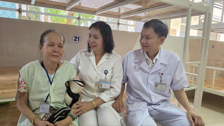 Bên trong khu lưu trú miễn phí cho người nuôi bệnh nhân nặng ở Khánh Hòa - Ảnh 2.