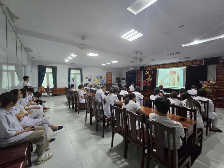 10 lời khuyên vàng bảo vệ mắt sáng khỏe- Ảnh 1.