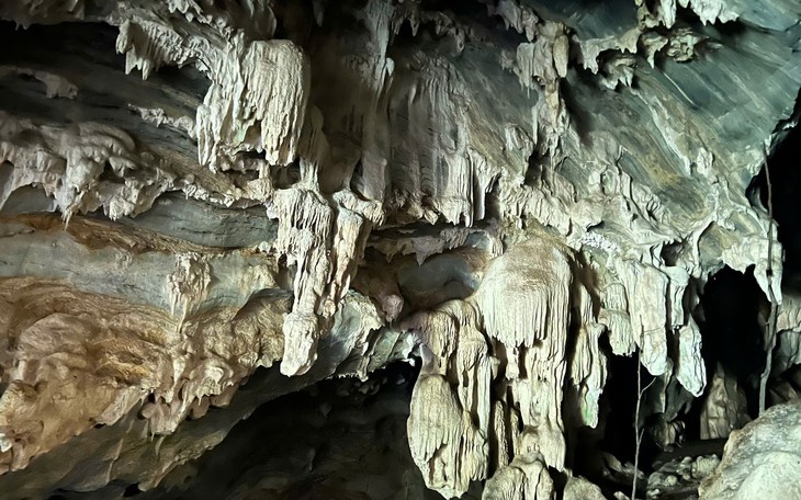 'Ruộng bậc thang' triệu năm tuổi trong lòng hang động - Ảnh 14.