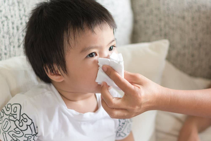 Nhận biết viêm mũi dị ứng ở trẻ và cách phân biệt với bệnh khác- Ảnh 1.