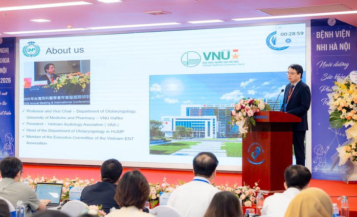 Hà Nội làm chủ kỹ thuật cấy điện cực ốc tai, nâng tầm y tế chuyên sâu- Ảnh 1.