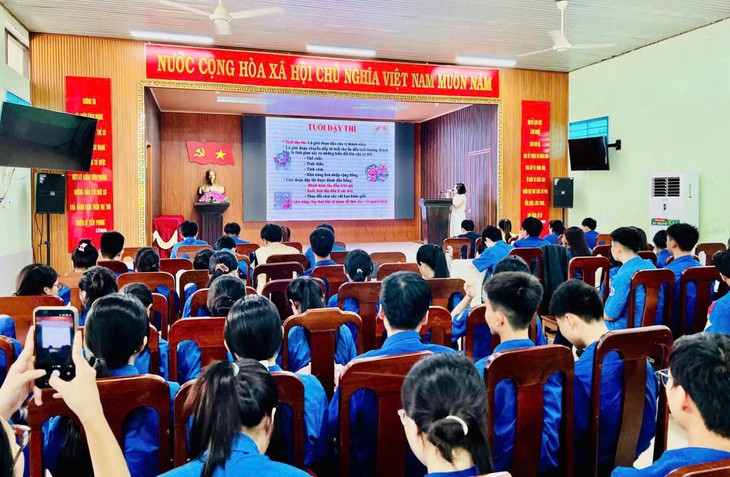 Huế tăng cường bảo vệ sức khỏe trẻ em gái, phòng ngừa tảo hôn và mang thai- Ảnh 1.