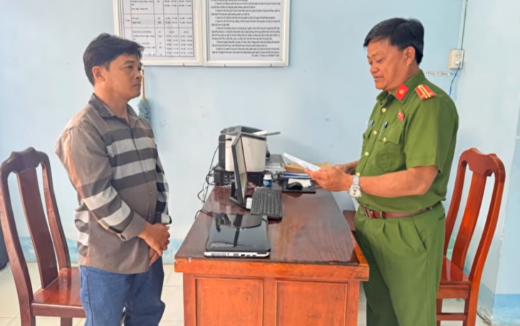 Cầm dao đe đọa, chặn xe người đi đường- Ảnh 2.